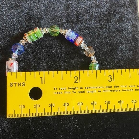 Stretch Beaded Bracelet Embedded Flowers Silver Accents Multicolor OS Colorful - Picture 6 of 11